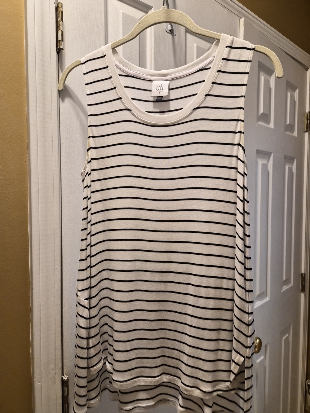Bundle Of Cabi Tops In S And M